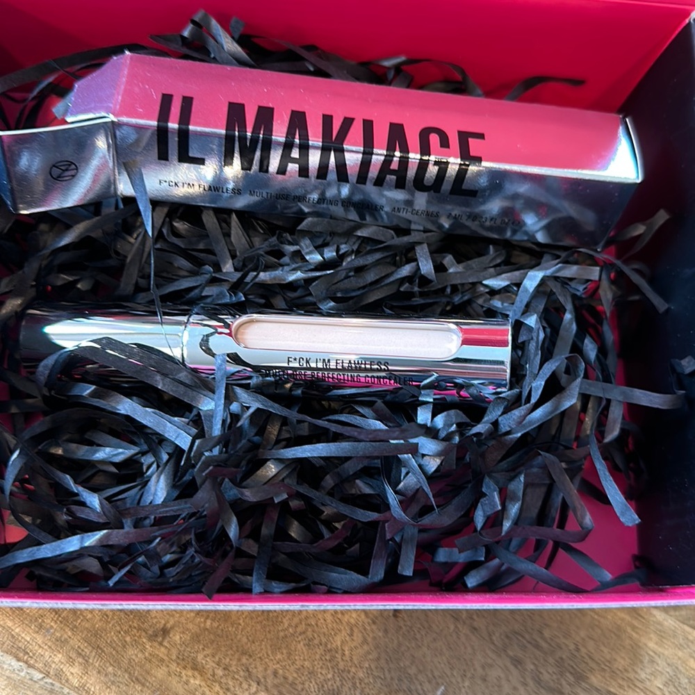 IL MAKIAGE F*CK I’M FLAWLESS concealer 2.5